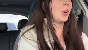 Hd Solo Video Of Brown-Haired Beauty Using Toys For Orgasm
