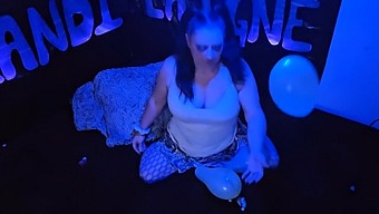 Cute Milf Indulges In Balloon Fetish In Safe And Consensual Video