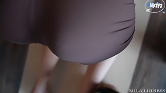 Amazing Stepsister Gets A Deep Throat Blowjob And A Lot Of Cum From Her Partner